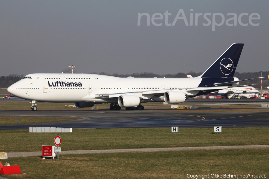 Lufthansa Boeing 747-830 (D-ABYA) | Photo 218829