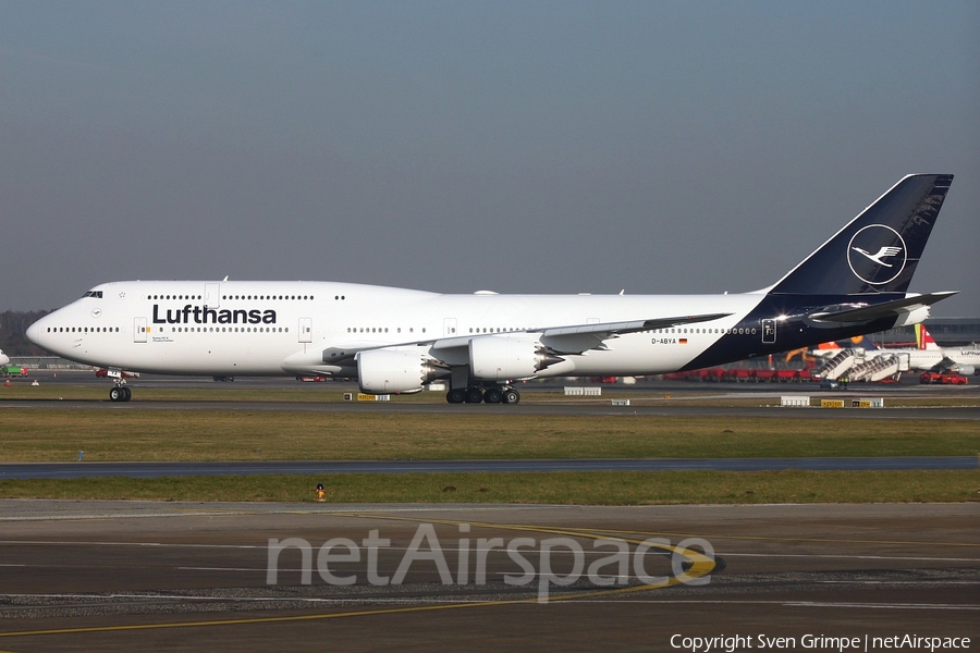 Lufthansa Boeing 747-830 (D-ABYA) | Photo 219391