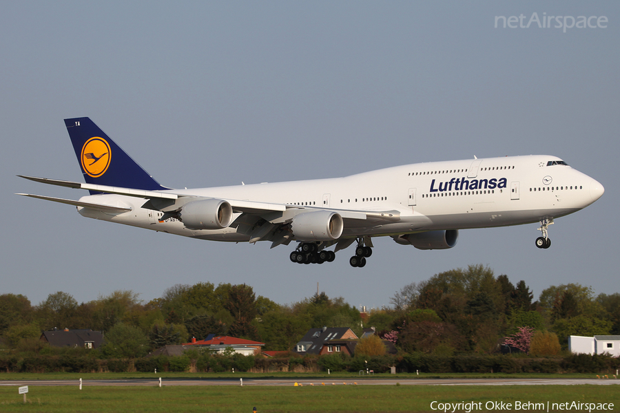 Lufthansa Boeing 747-830 (D-ABYA) | Photo 38582