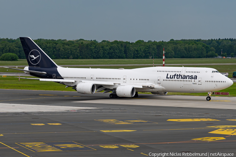 Lufthansa Boeing 747-830 (D-ABYA) | Photo 450953