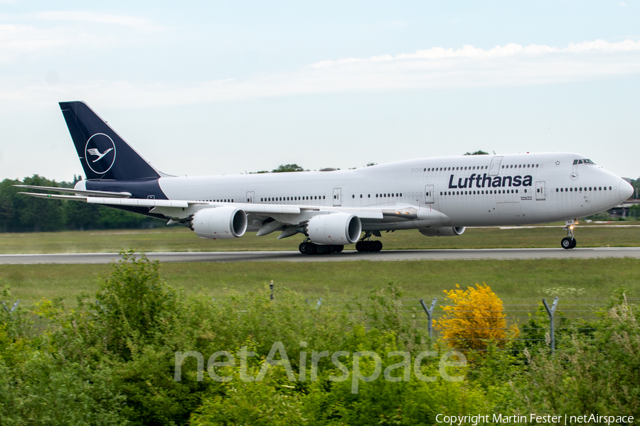 Lufthansa Boeing 747-830 (D-ABYA) | Photo 452385