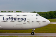 Lufthansa Boeing 747-830 (D-ABYA) at  Hamburg - Fuhlsbuettel (Helmut Schmidt), Germany