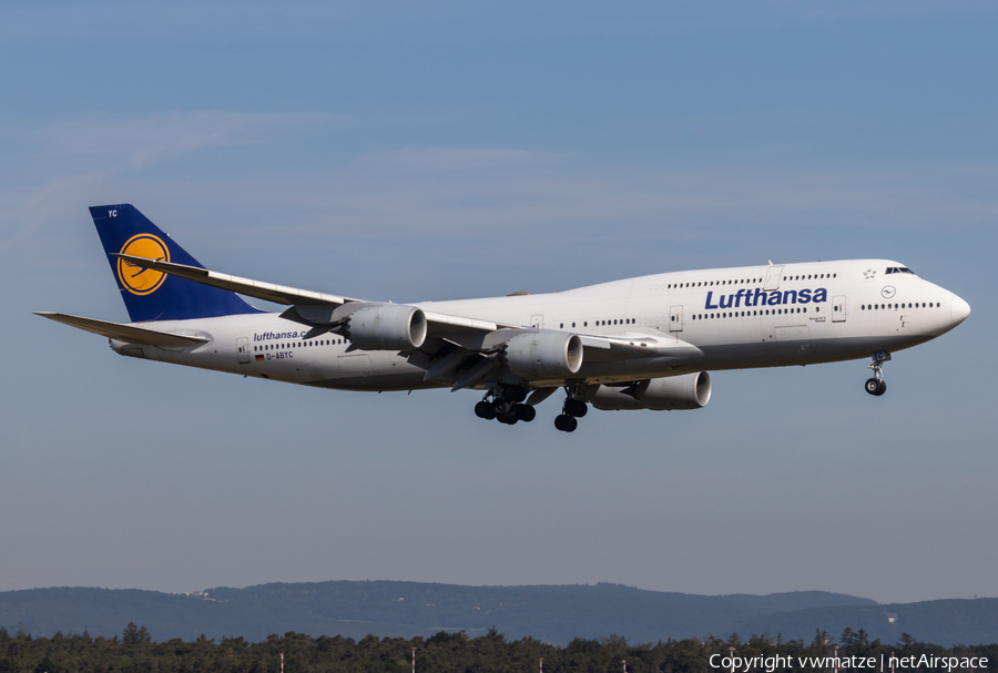 Lufthansa Boeing 747-830 (D-ABYC) | Photo 508849