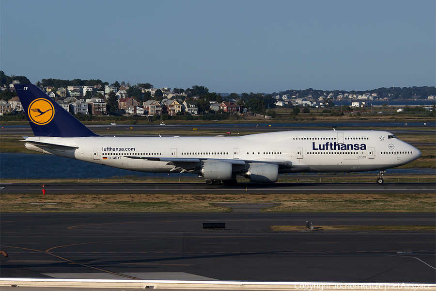 Lufthansa Boeing 747-830 (D-ABYF) | Photo 123169