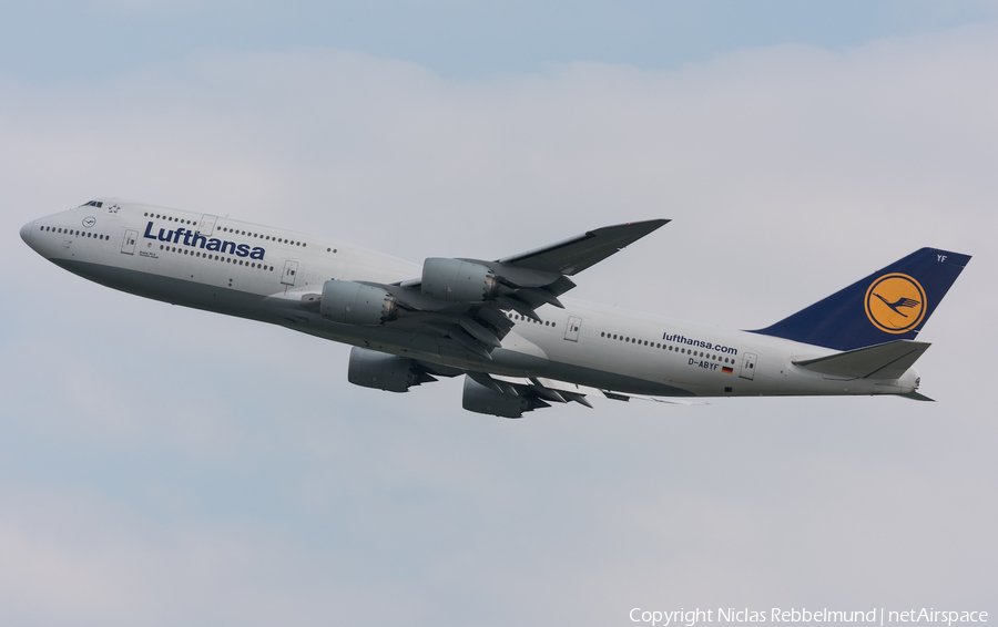 Lufthansa Boeing 747-830 (D-ABYF) | Photo 243181