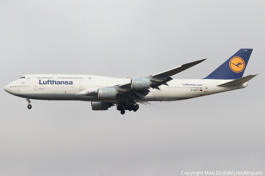 Lufthansa Boeing 747-830 (D-ABYF) | Photo 489008