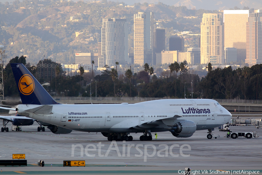 Lufthansa Boeing 747-830 (D-ABYF) | Photo 35575