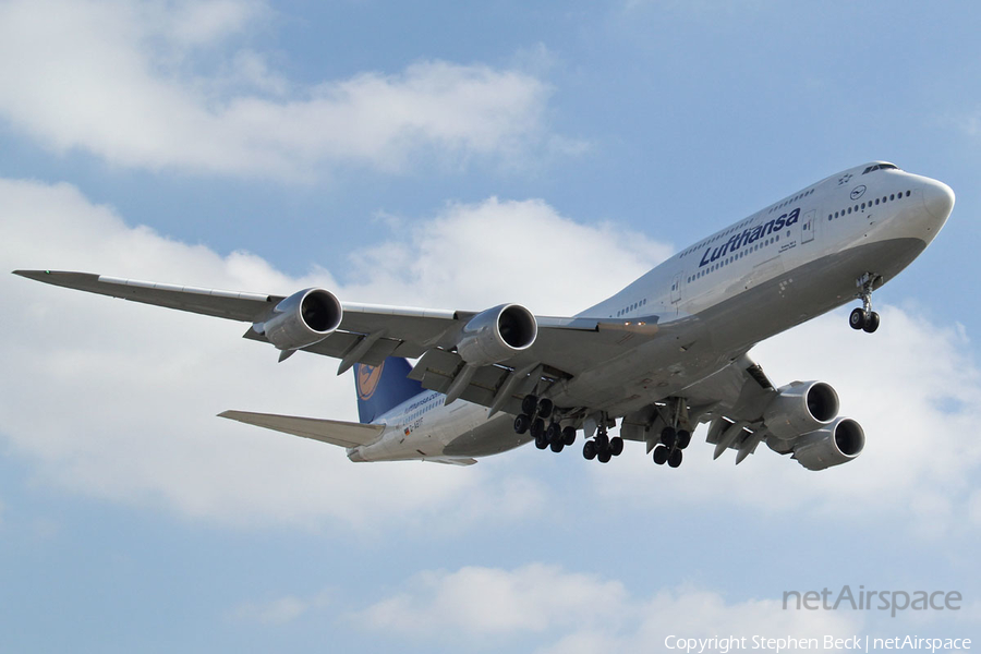 Lufthansa Boeing 747-830 (D-ABYF) | Photo 47040