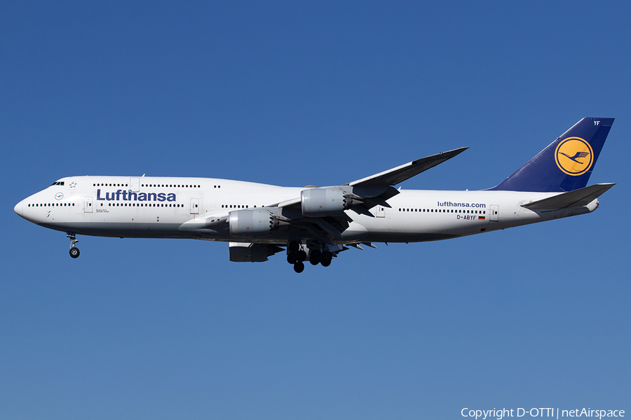 Lufthansa Boeing 747-830 (D-ABYF) | Photo 540048
