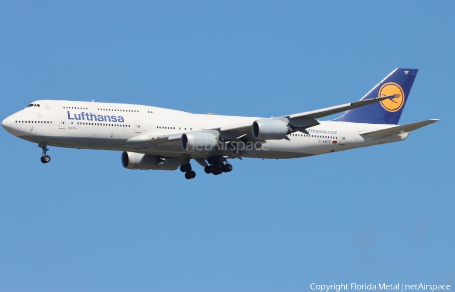 Lufthansa Boeing 747-830 (D-ABYF) | Photo 542997
