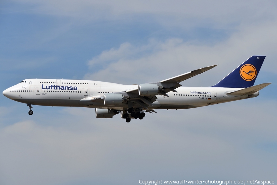 Lufthansa Boeing 747-830 (D-ABYH) | Photo 476629