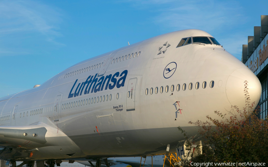 Lufthansa Boeing 747-830 (D-ABYH) | Photo 215422