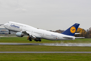 Lufthansa Boeing 747-830 (D-ABYH) at  Hamburg - Fuhlsbuettel (Helmut Schmidt), Germany