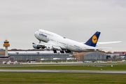 Lufthansa Boeing 747-830 (D-ABYH) at  Hamburg - Fuhlsbuettel (Helmut Schmidt), Germany