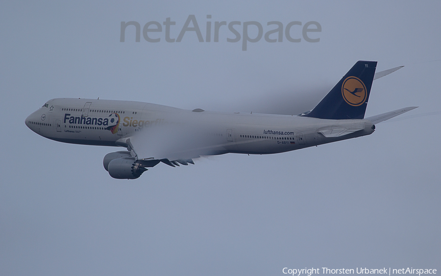 Lufthansa Boeing 747-830 (D-ABYI) | Photo 115584