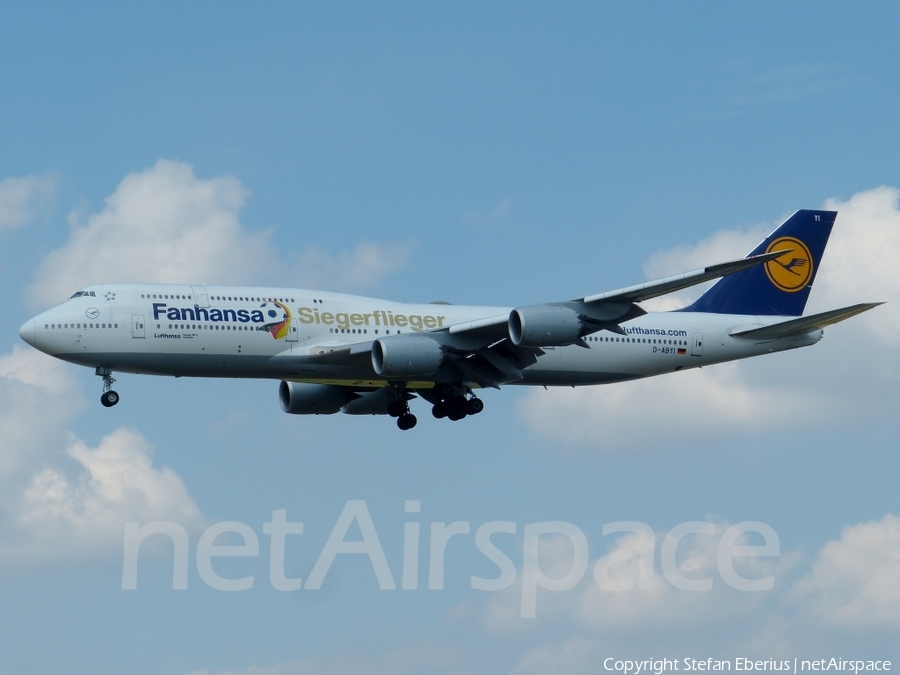 Lufthansa Boeing 747-830 (D-ABYI) | Photo 126562