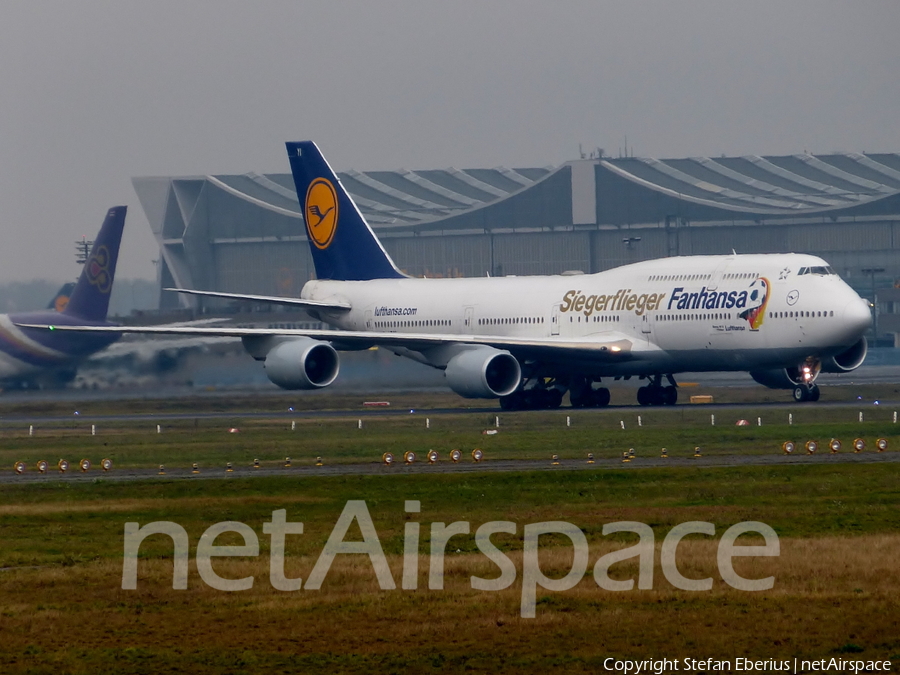 Lufthansa Boeing 747-830 (D-ABYI) | Photo 423257