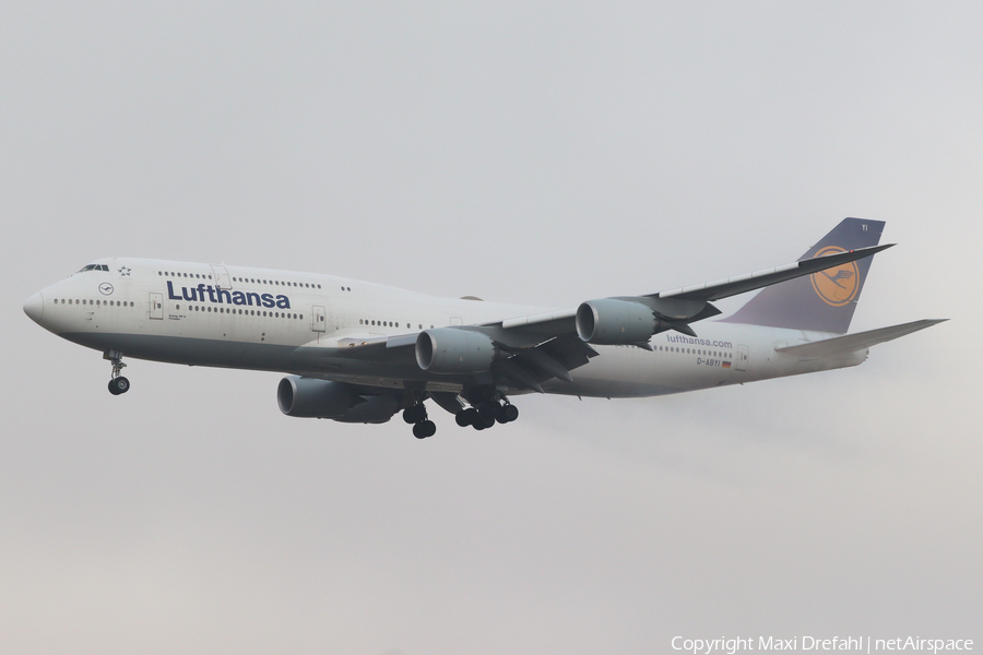 Lufthansa Boeing 747-830 (D-ABYI) | Photo 489015