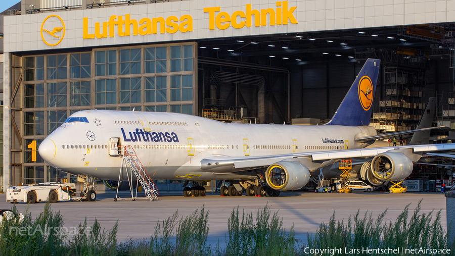 Lufthansa Boeing 747-830 (D-ABYI) | Photo 399148