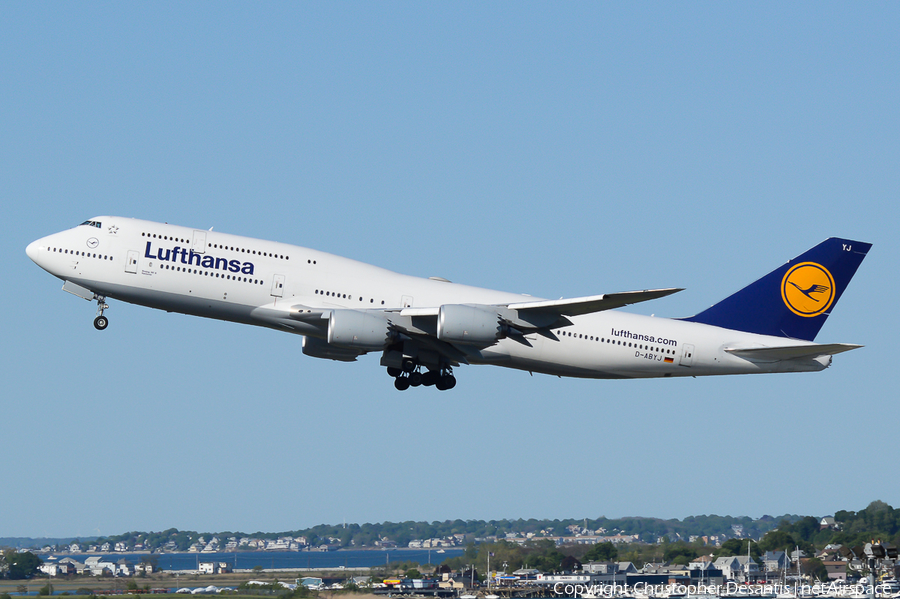 Lufthansa Boeing 747-830 (D-ABYJ) | Photo 77557