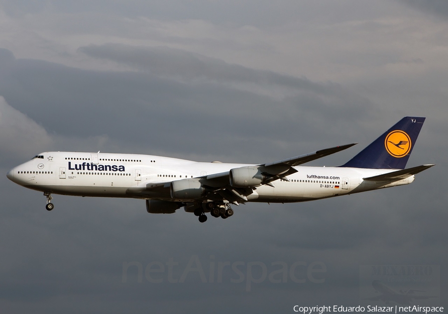 Lufthansa Boeing 747-830 (D-ABYJ) | Photo 97561