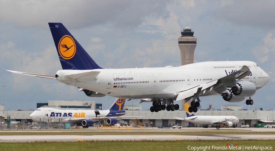 Lufthansa Boeing 747-830 (D-ABYJ) | Photo 572012