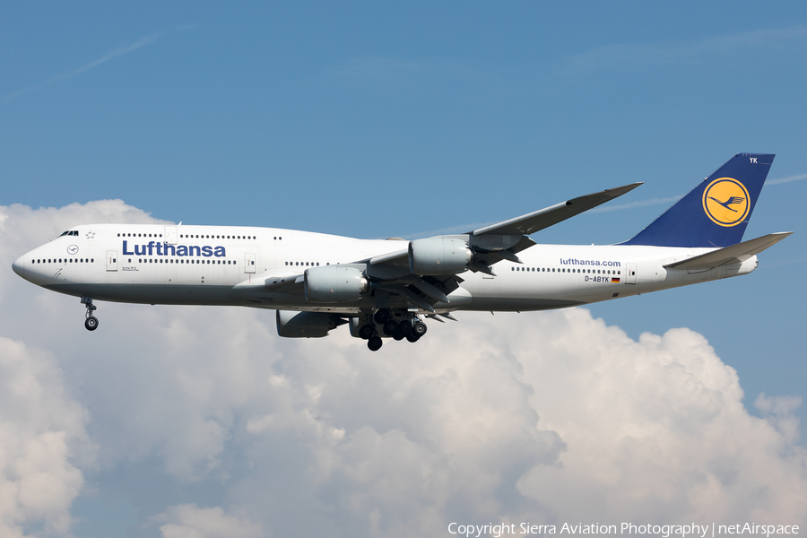 Lufthansa Boeing 747-830 (D-ABYK) | Photo 449752