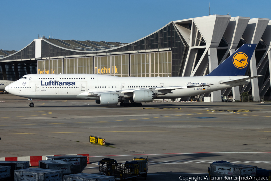 Lufthansa Boeing 747-830 (D-ABYK) | Photo 545716