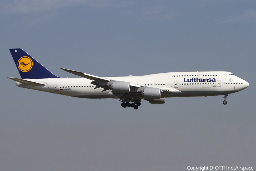 Lufthansa Boeing 747-830 (D-ABYL) | Photo 447660