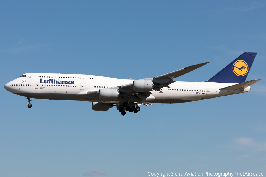 Lufthansa Boeing 747-830 (D-ABYL) | Photo 512698