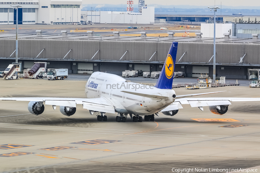 Lufthansa Boeing 747-830 (D-ABYL) | Photo 594408