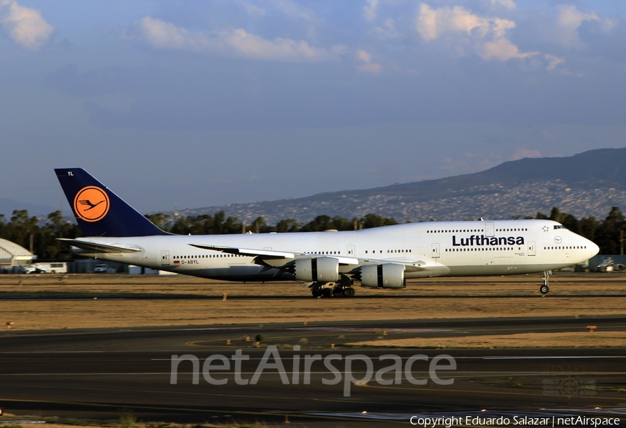 Lufthansa Boeing 747-830 (D-ABYL) | Photo 130228