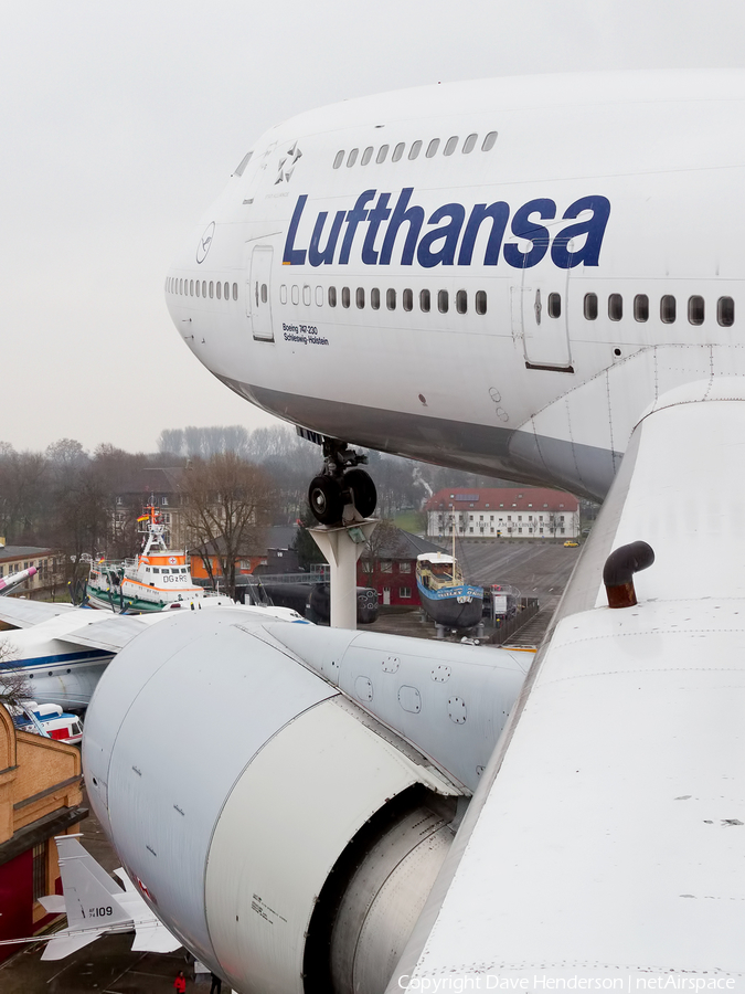 Lufthansa Boeing 747-230B (D-ABYM) | Photo 100157