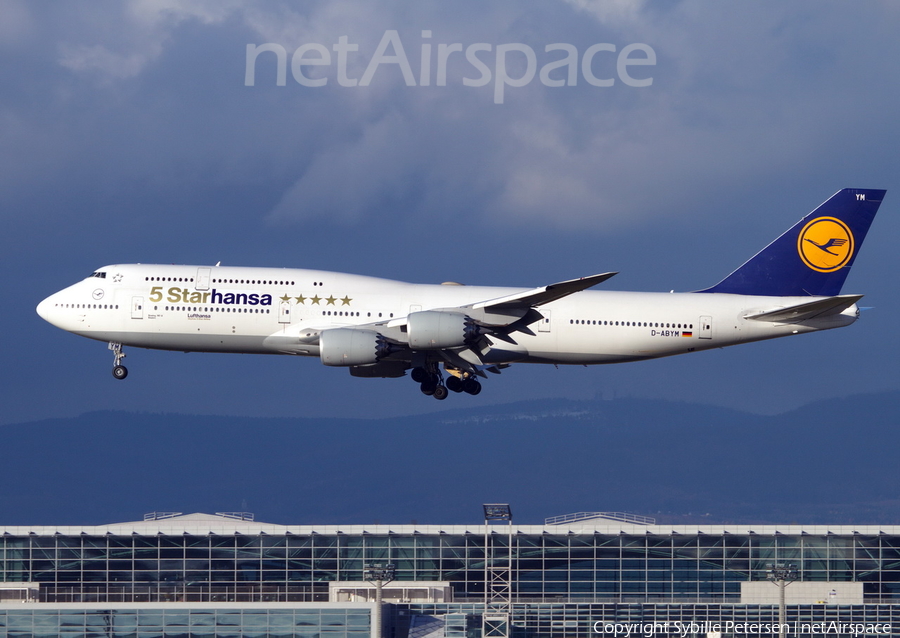 Lufthansa Boeing 747-830 (D-ABYM) | Photo 202504