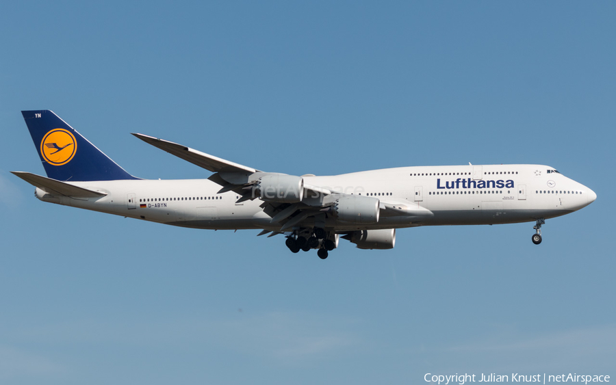 Lufthansa Boeing 747-830 (D-ABYN) | Photo 171026