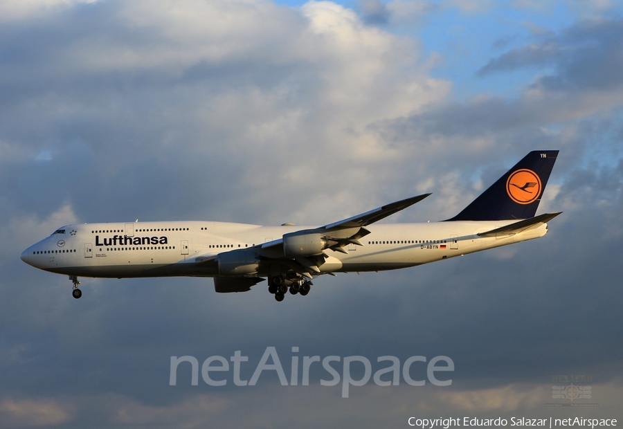 Lufthansa Boeing 747-830 (D-ABYN) | Photo 206506