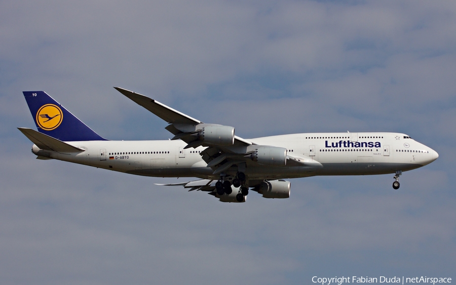 Lufthansa Boeing 747-830 (D-ABYO) | Photo 271329