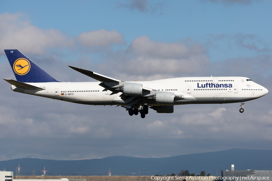 Lufthansa Boeing 747-830 (D-ABYO) | Photo 502435