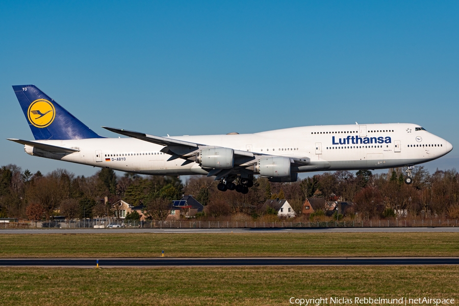 Lufthansa Boeing 747-830 (D-ABYO) | Photo 665097