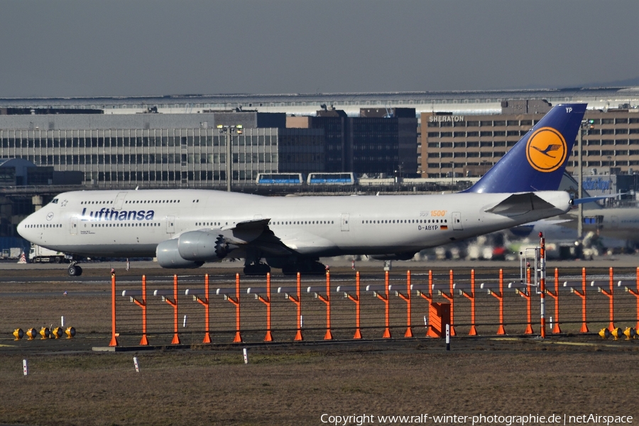 Lufthansa Boeing 747-830 (D-ABYP) | Photo 338029