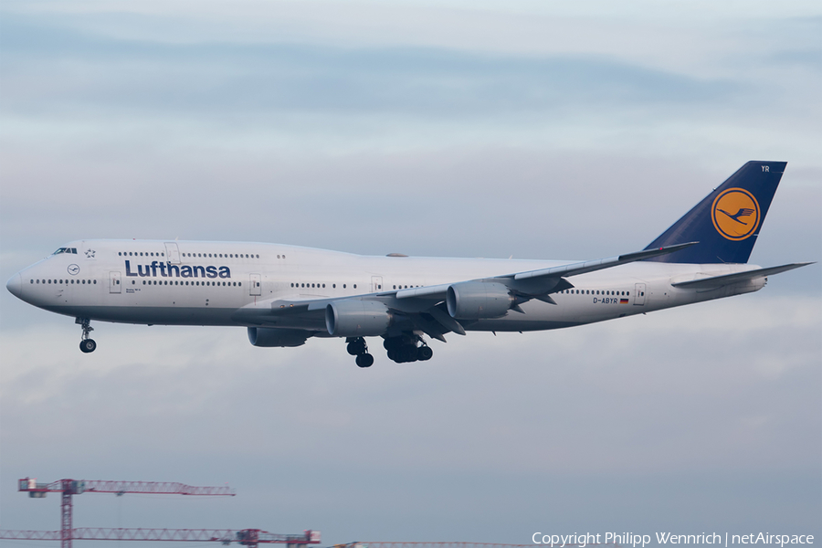 Lufthansa Boeing 747-830 (D-ABYR) | Photo 196240