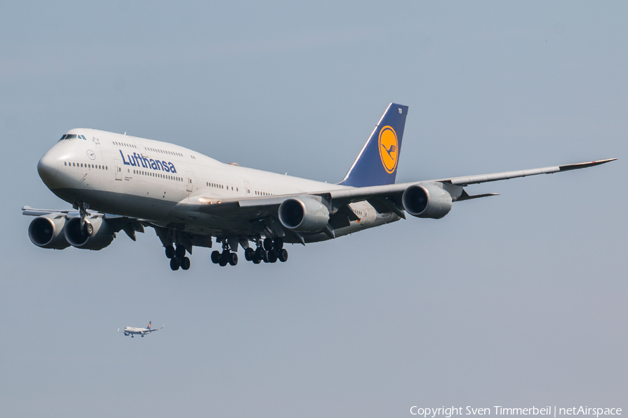 Lufthansa Boeing 747-830 (D-ABYR) | Photo 326576