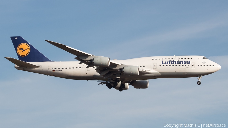 Lufthansa Boeing 747-830 (D-ABYR) | Photo 524490