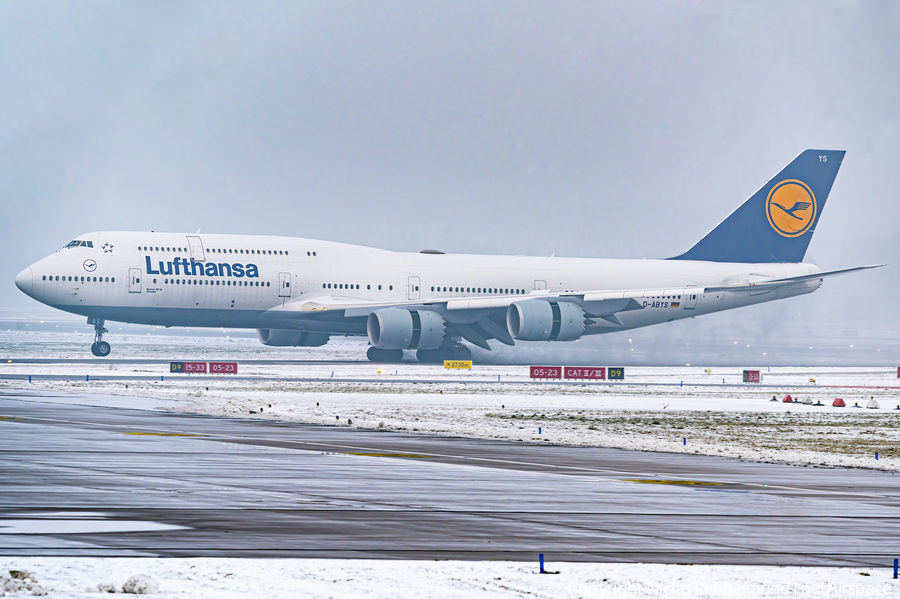 Lufthansa Boeing 747-830 (D-ABYS) | Photo 428303