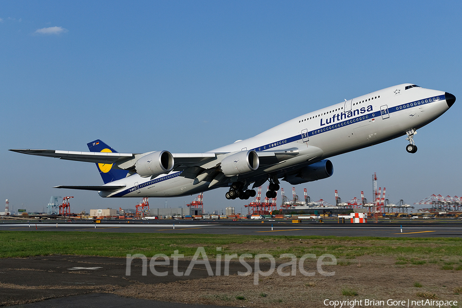 Lufthansa Boeing 747-830 (D-ABYT) | Photo 79744