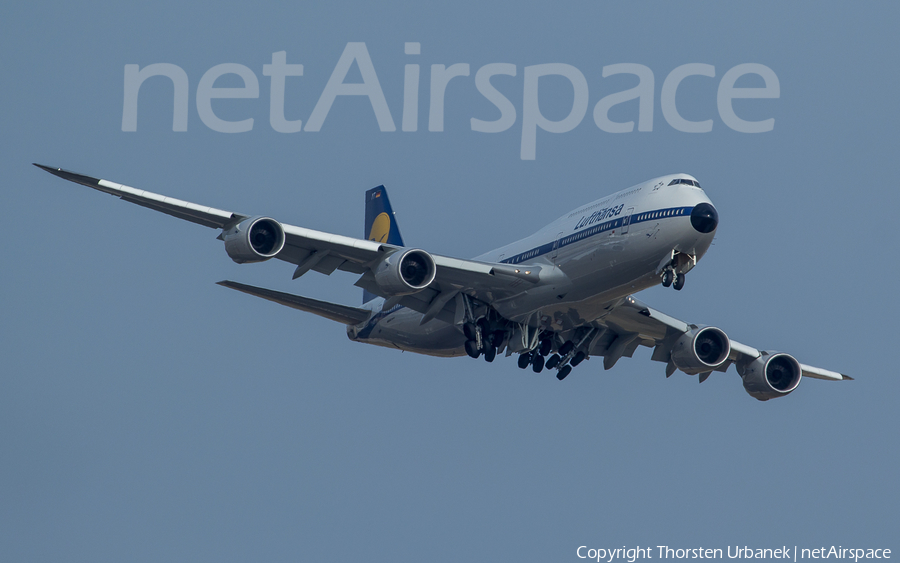 Lufthansa Boeing 747-830 (D-ABYT) | Photo 116998