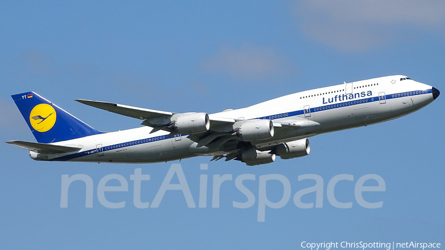 Lufthansa Boeing 747-830 (D-ABYT) | Photo 186462