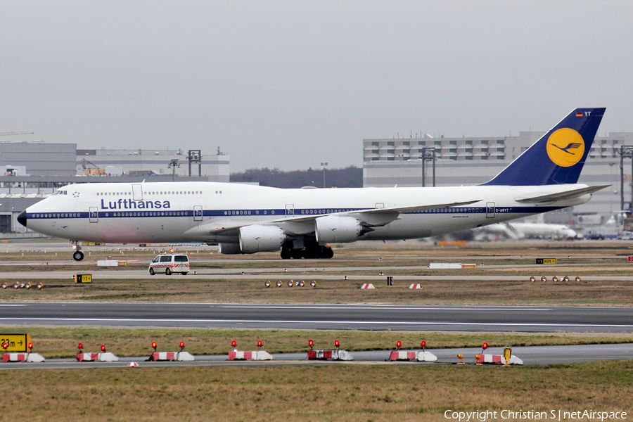 Lufthansa Boeing 747-830 (D-ABYT) | Photo 214568