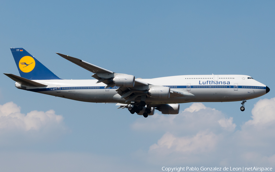 Lufthansa Boeing 747-830 (D-ABYT) | Photo 338819