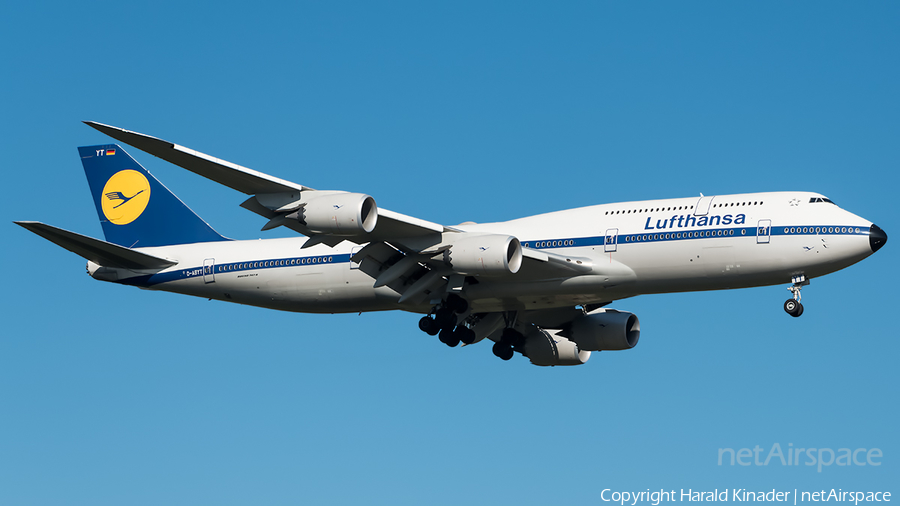 Lufthansa Boeing 747-830 (D-ABYT) | Photo 354491